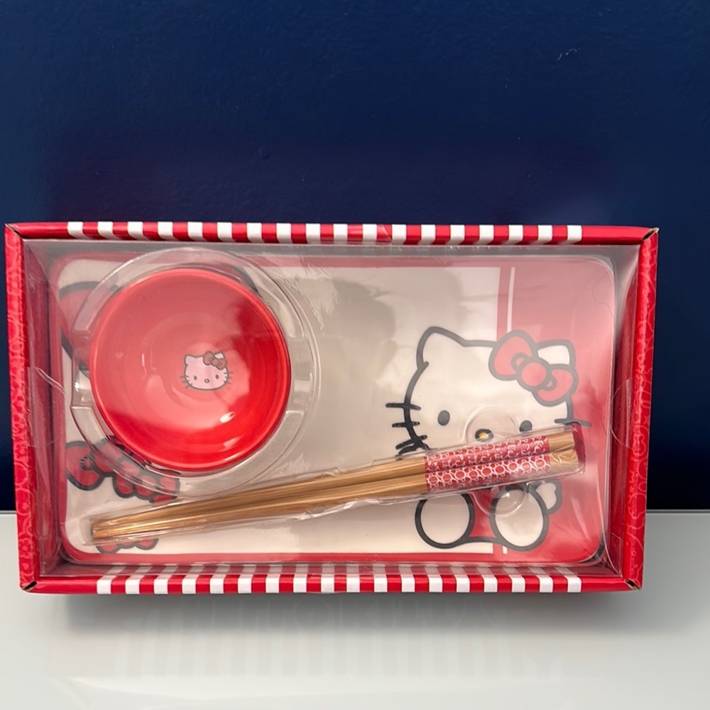 New Hello Kitty Sushi Plate Set